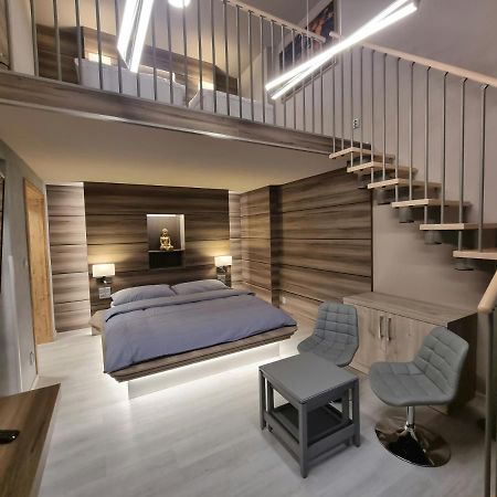 Apartmany Etenia カダニ エクステリア 写真