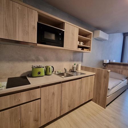 Apartmany Etenia カダニ エクステリア 写真