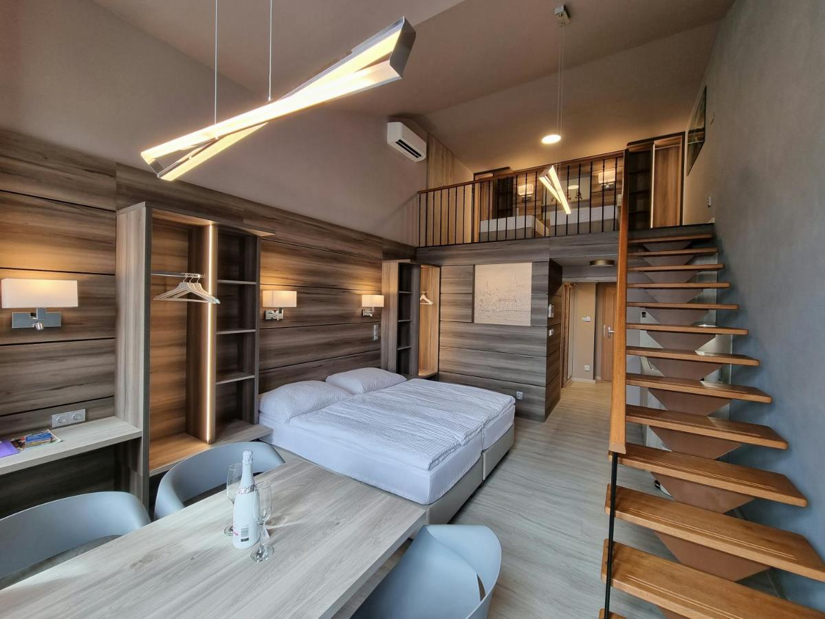 Apartmany Etenia カダニ エクステリア 写真